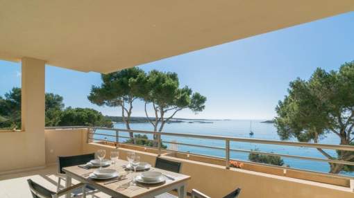 Frontline apartment in Colonia de Sant Jordi for rent Frontline apartment in Colonia de Sant Jordi for rent